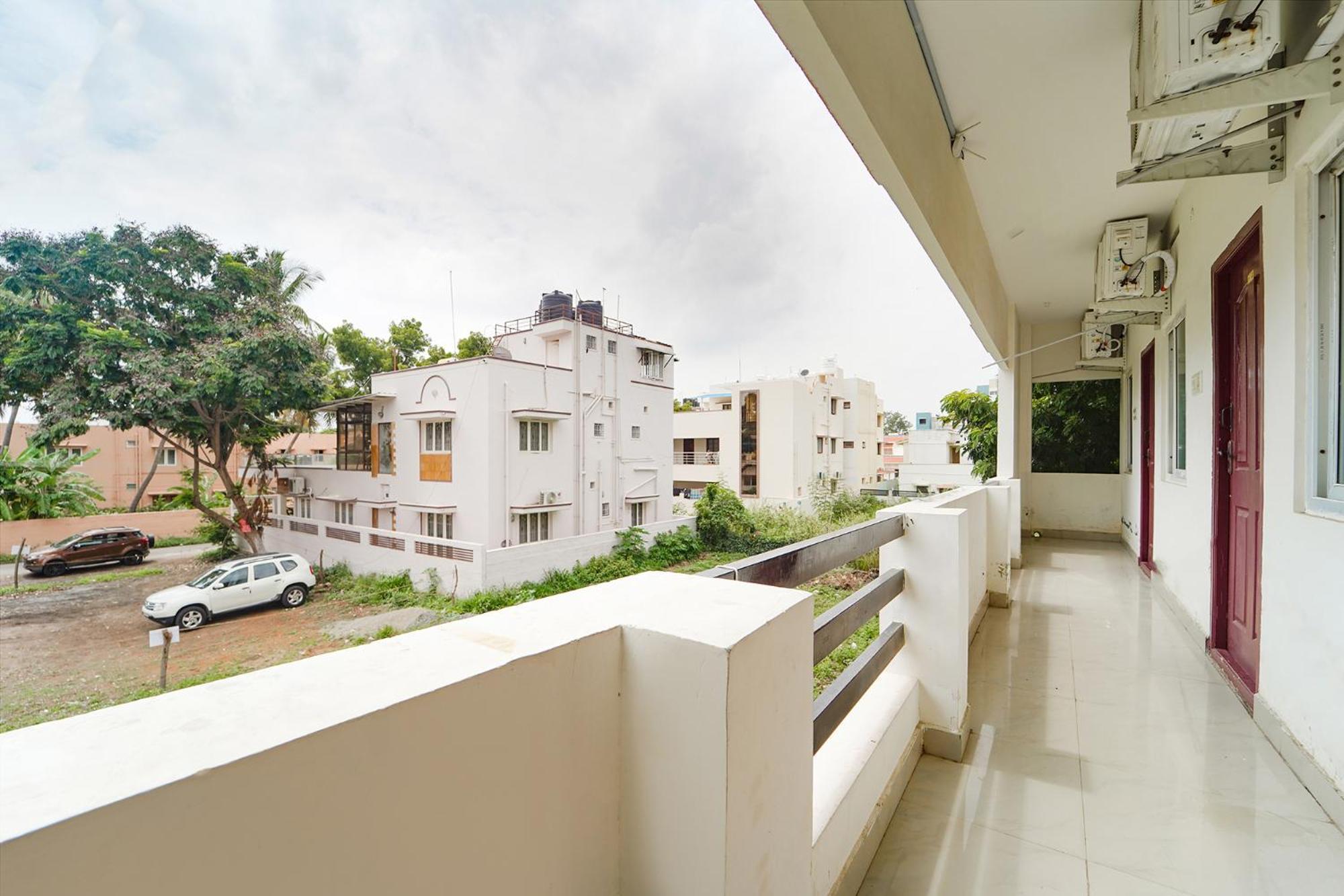 Fabexpress Clover Castle - Nr Coimbatore International Airport Exterior photo